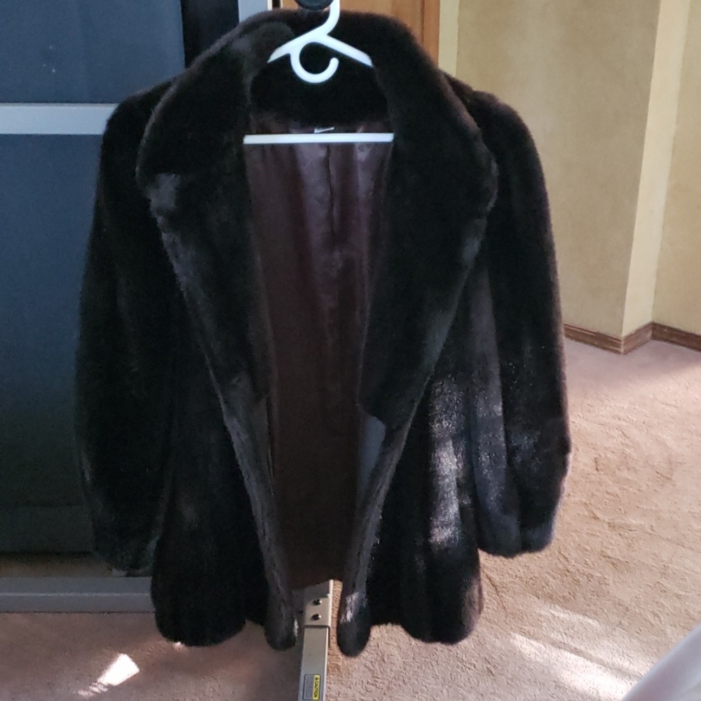 Vintage faux fur Hillmoor New York